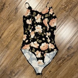 American Eagle Floral Bodysuit (Size Small)